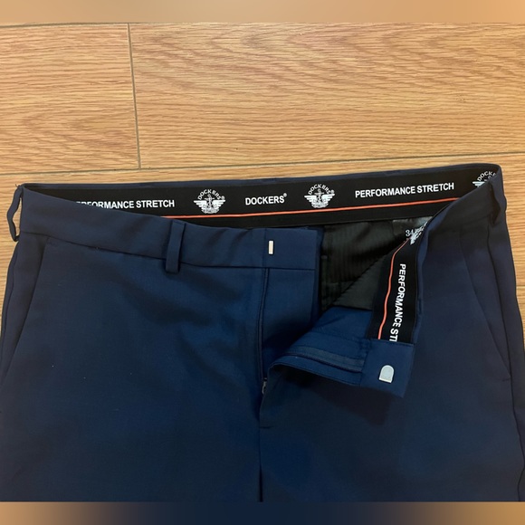 Men’s Dockers Trousers - Picture 3 of 4